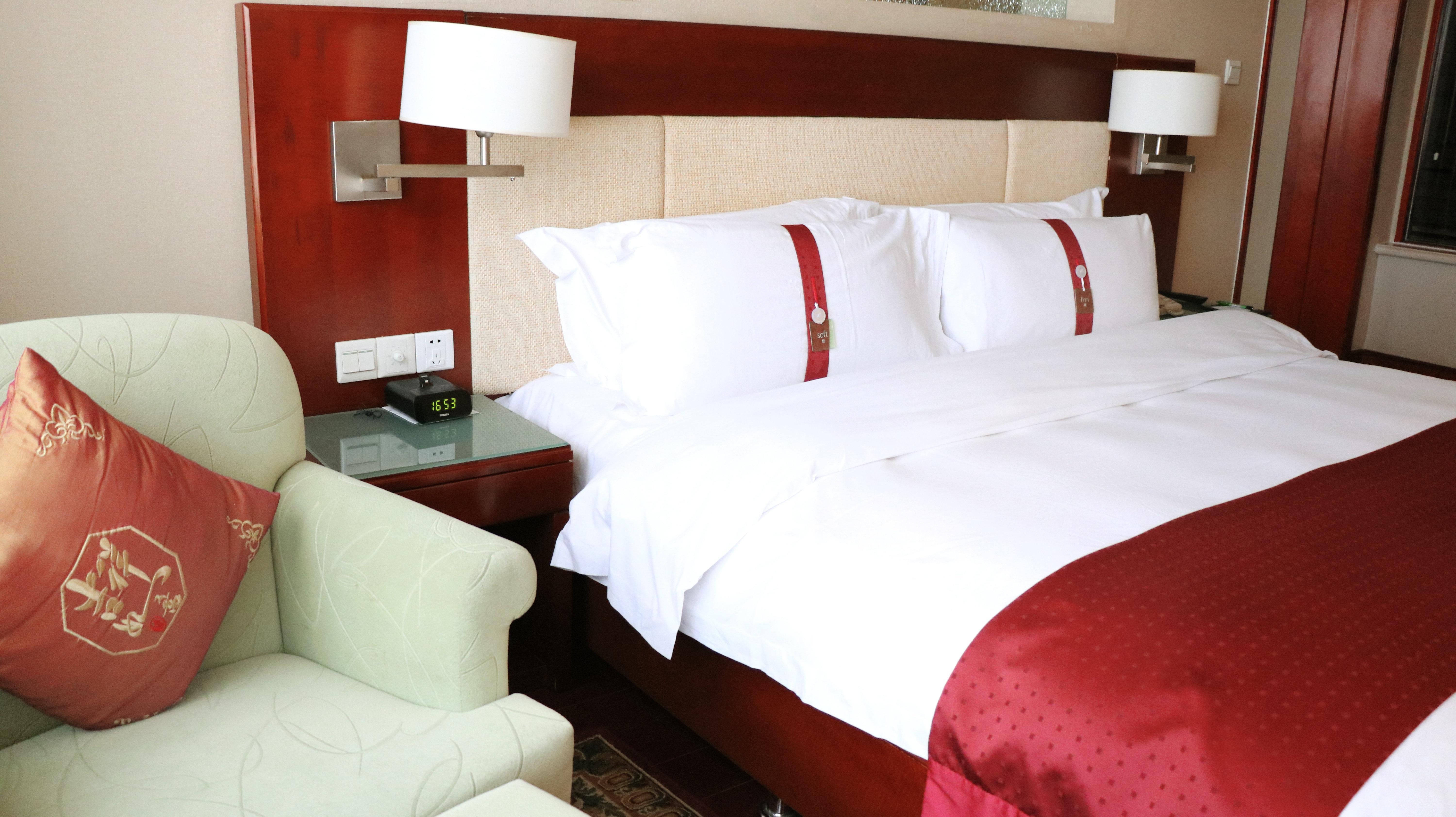 Holiday Inn Hohhot, An Ihg Hotel Exterior photo